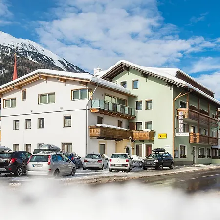 Aparthotel Garni St Valentin San Valentino alla Muta