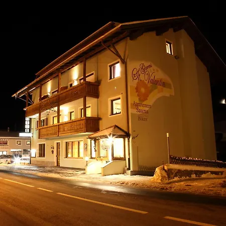 Aparthotel Garni St Valentin