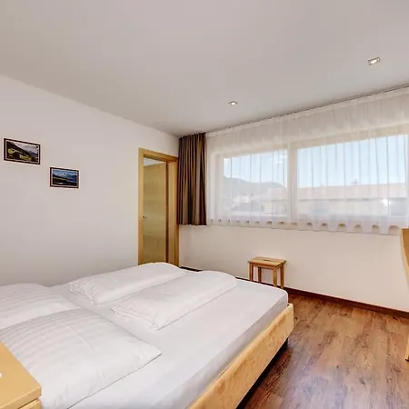 Aparthotel Garni St Valentin 3*